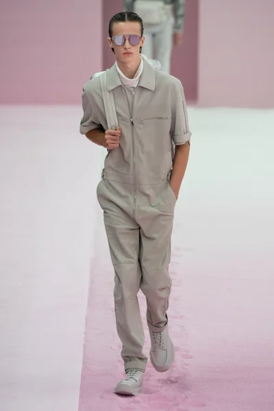 Look 36
